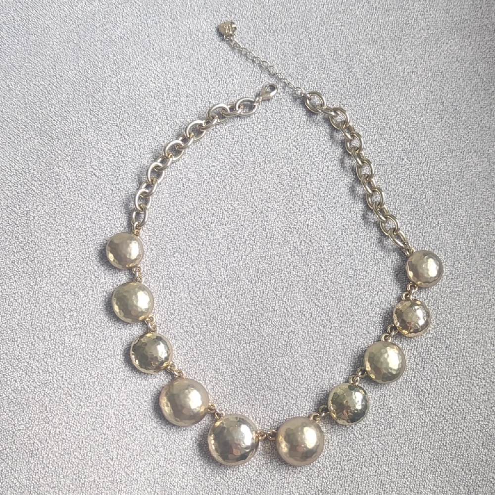 Vintage Monet Elegant Gold Toned Hammered Metal Necklace
